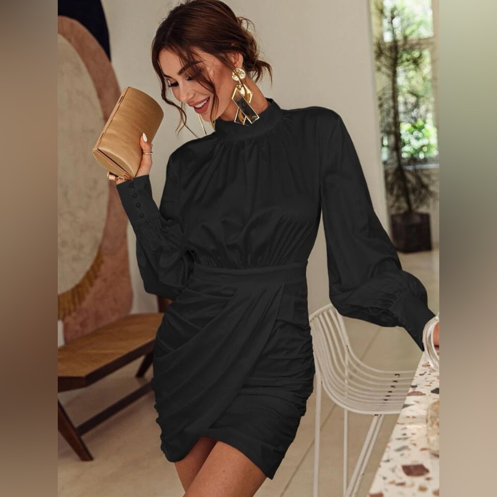 Mock Neck Lantern Ruched Dress